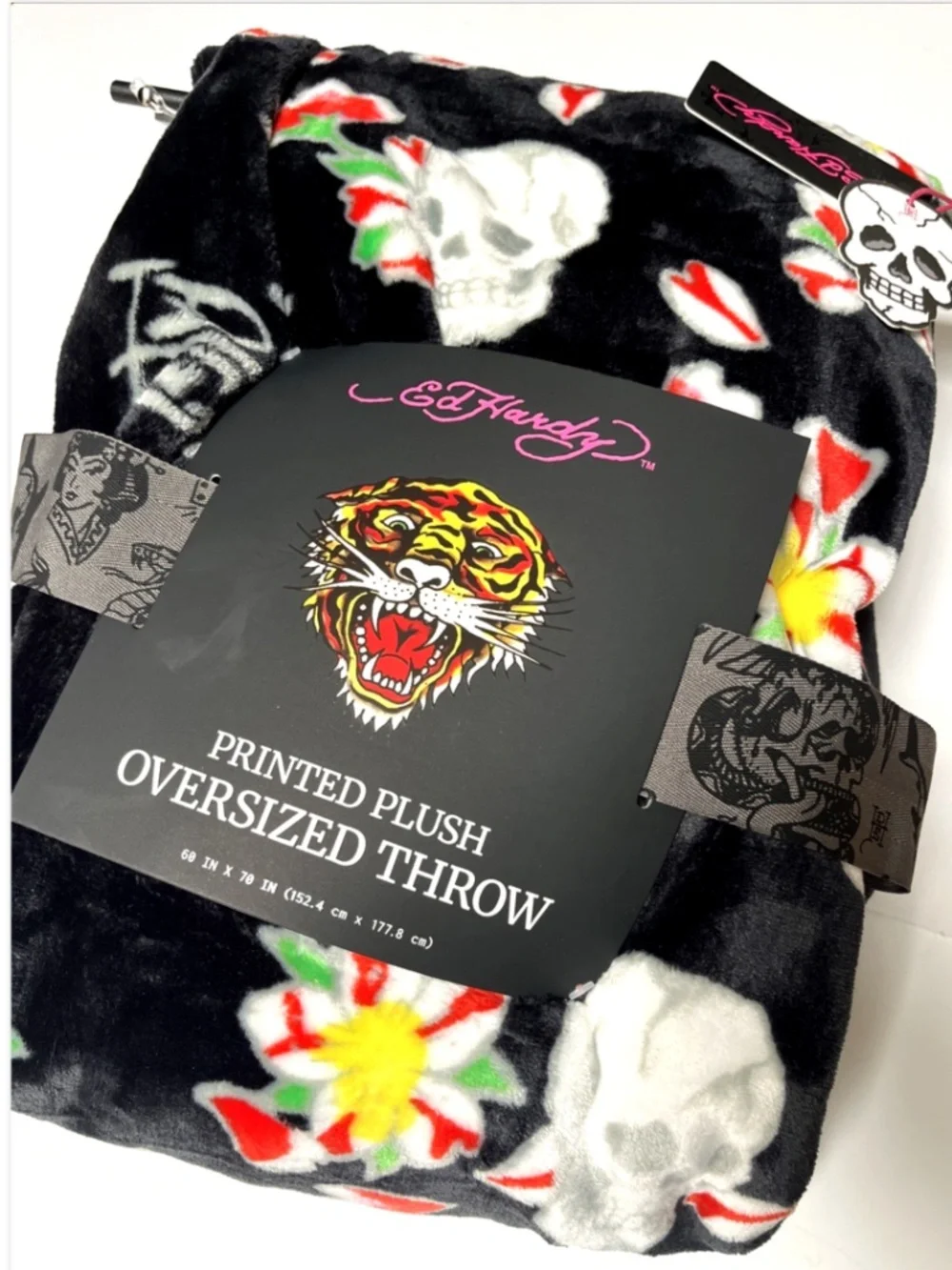 Ed Hardy Oversized Plush Throw Blanket Skulls Hearts Floral Black 60x70 NWT
